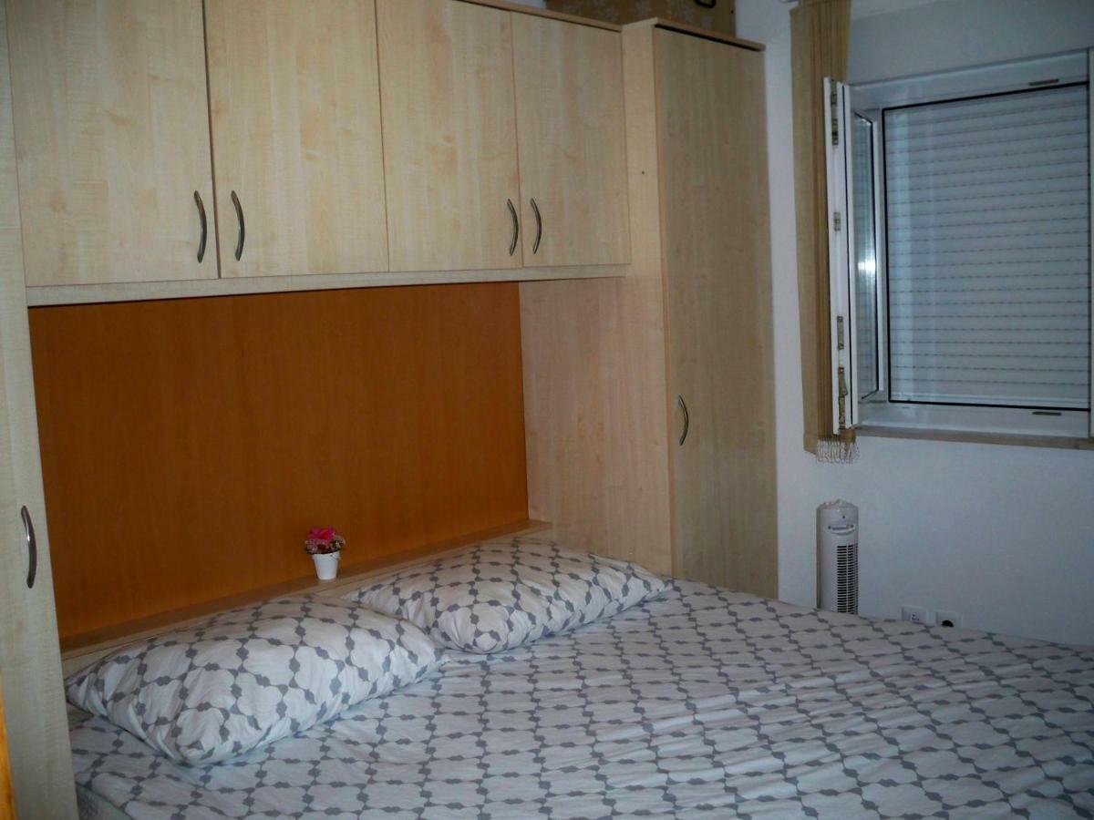 Apartmani Perkovic Baška Voda Exteriör bild