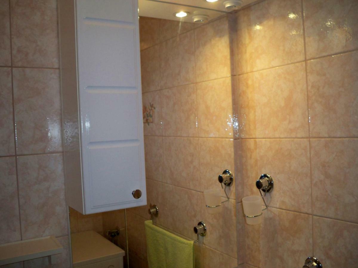 Apartmani Perkovic Baška Voda Exteriör bild