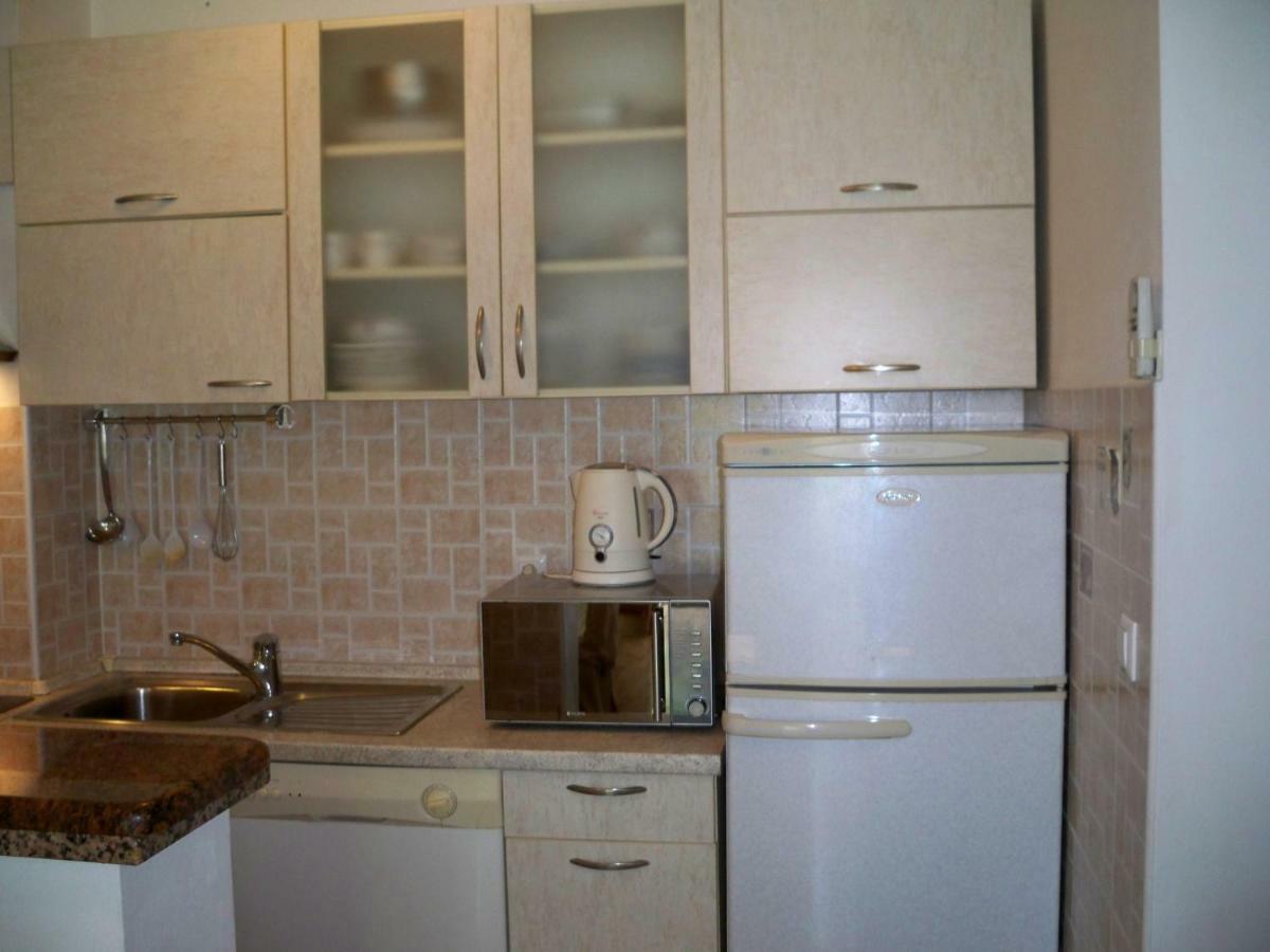 Apartmani Perkovic Baška Voda Exteriör bild
