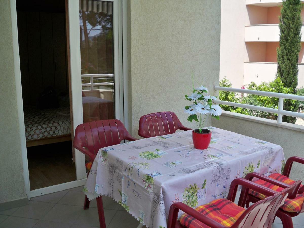 Apartmani Perkovic Baška Voda Exteriör bild