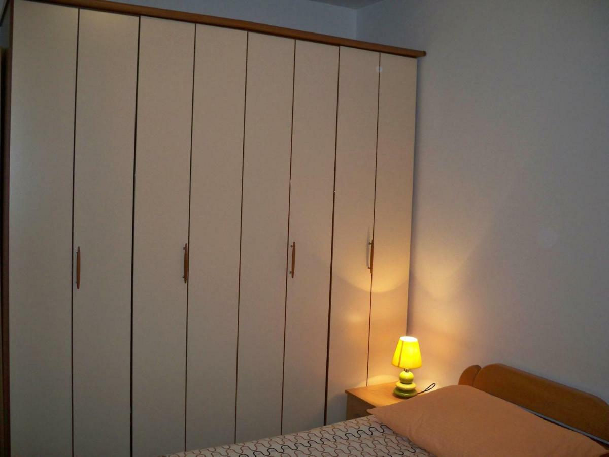 Apartmani Perkovic Baška Voda Exteriör bild