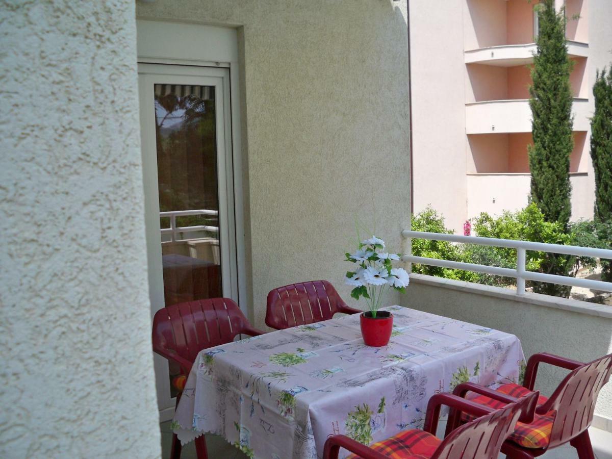Apartmani Perkovic Baška Voda Exteriör bild